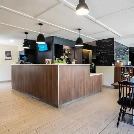 Campanile Rouen Sud - Elbeuf Szálloda 3*