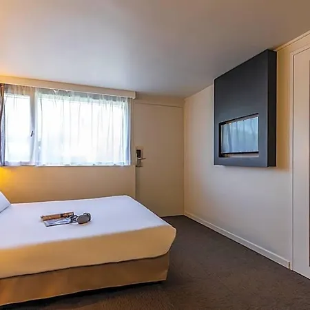 Hotel Campanile Rouen Sud - Elbeuf 3*