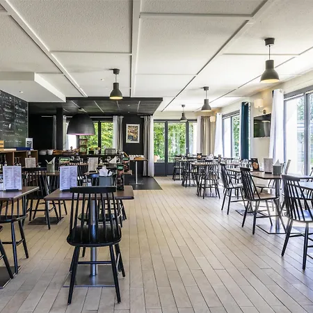 Campanile Rouen Sud - Elbeuf Hotel 3*